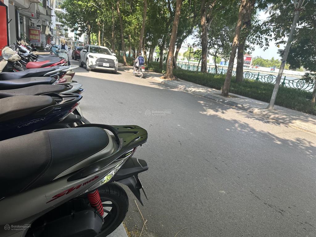 Bán nhà 5 tầng view hổ tây đẹp dt 102m2mt 7mlo goc 3 mặt thoángphố nhật chiêutây hồ.giá39.5tỷ