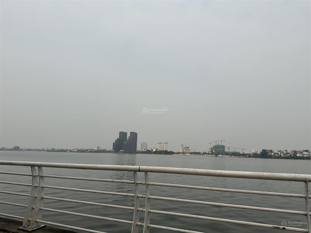 Bán nhà 7 tầng view hồ tây đẹp dt 193m2mt 9m2gara 3 ôtôgần hồ tâyphố trích sàitây hồ.giá68tỷ