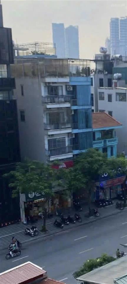 Bán nhà 5 tầng view hồ tây dt 71m2mt 4.5mlo gócgần hồ tây và phố lạc long quântây hồ.giá13.3tỷ