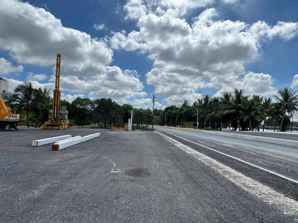 Mặt tiền sông an phú đông, 21.000m2 thổ 18.300m2, 900 tỷ, thích hợp xây chung cư