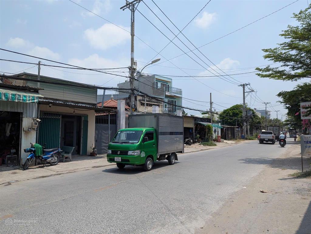 Mặt tiền thạnh xuân 52, full thổ cư, 22x60m, chỉ 61 tỷ, được xây 15 tầng, đường lớn