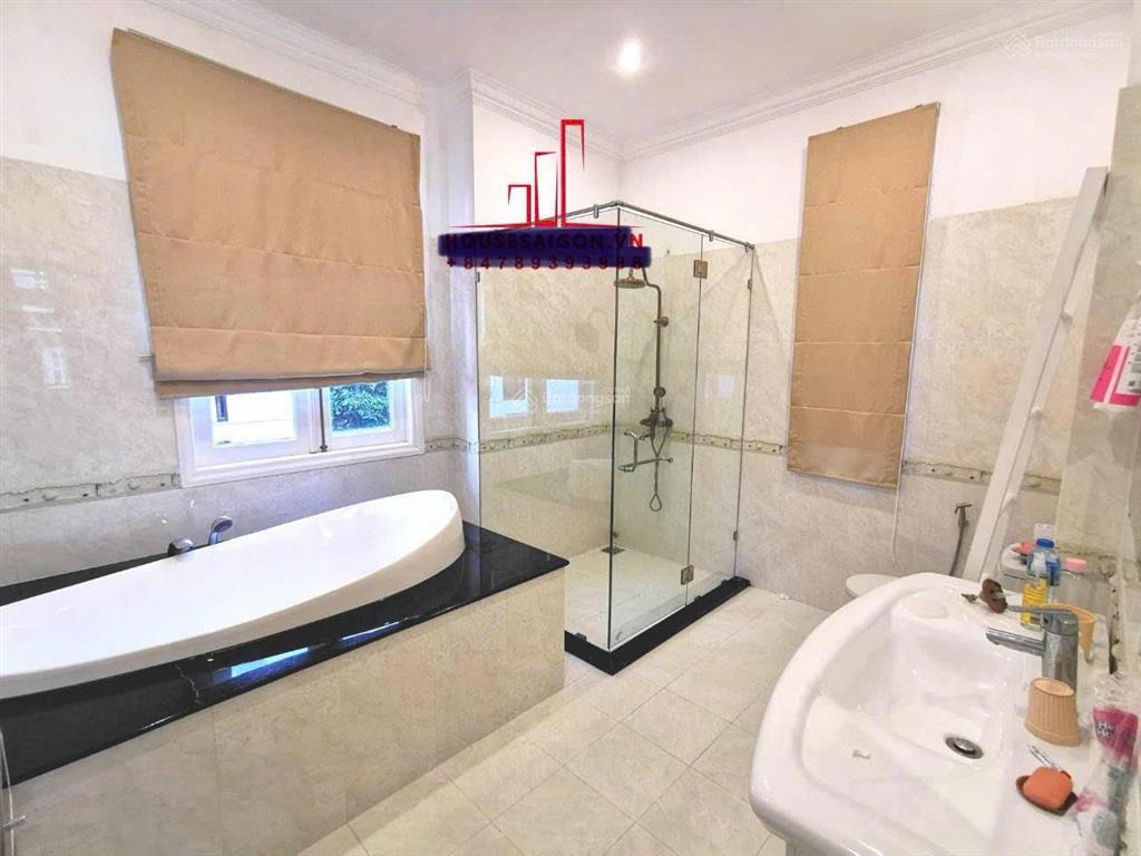 Cực phẩm biệt thự hồ bơi thảo điền, 12x28m, 390m2, đẹp, 59 tỷ