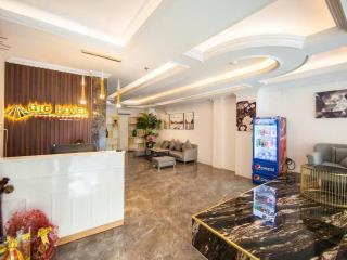 Bán khách sạn tân bình, ngay sân bay, 23 phòng, chỉ 31 tỷ. hđt 100 triệu