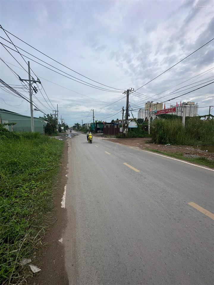 Mặt tiền bưng ông thoàn, 4500m2, 3500m2 đất ở, chỉ tiêu 20 tầng, hệ số cao, chỉ 228 tỷ