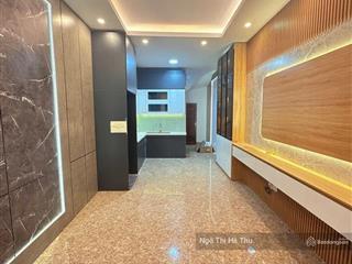 Chính chủ cần bán gấp nhà ngọc thuỵ  sát đường hồng tiến kéo dài  ngõ oto đỗ cửa  full nội thất!