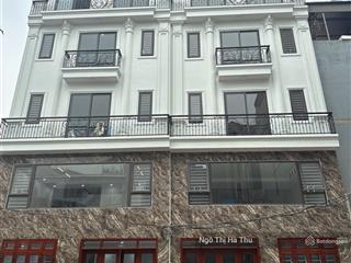 12.5tỷ có nhà thang máy  50m x 5 tầng  oto  gần cầu vĩnh tuy  nhà mới tinh