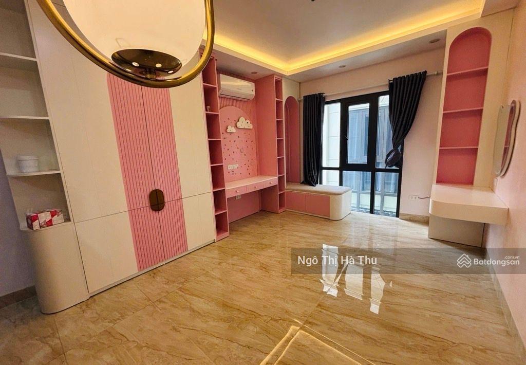 Nhỉnh 8 tỷ có ngay nhà đẹp nguyễn văn cừ  gần ngay cầu chương dương  full nội thất cao cấp