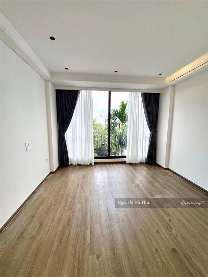 Bán nhà ngọc thụy 6 tầng thang máy  view công viên full đồ  11tỷ nhỉnh