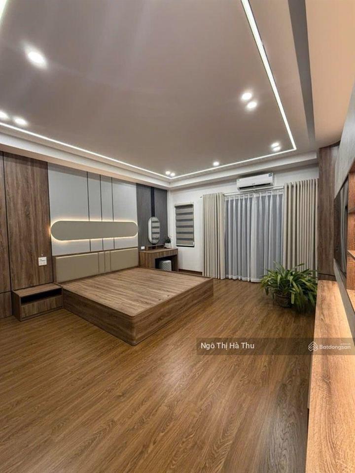 Siêu phẩm ngọc thụy khu phân lô cán bộ cấp cao quân độimới tinh thang máy gara oto  15.x tỷ