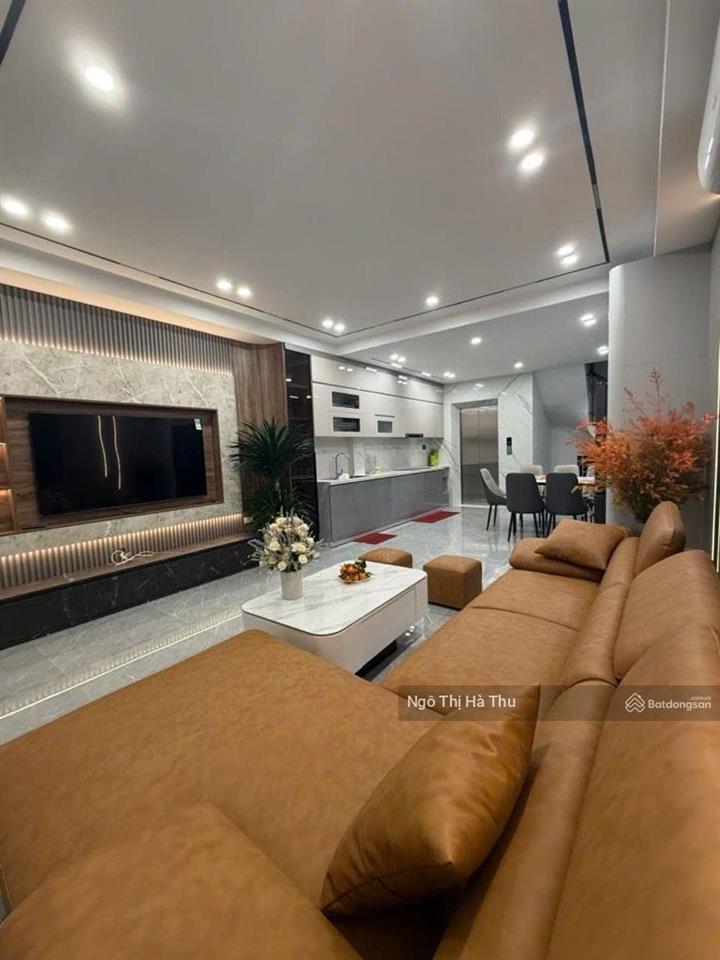 Siêu phẩm ngọc thụy khu phân lô cán bộ cấp cao quân độimới tinh thang máy gara oto  15.x tỷ