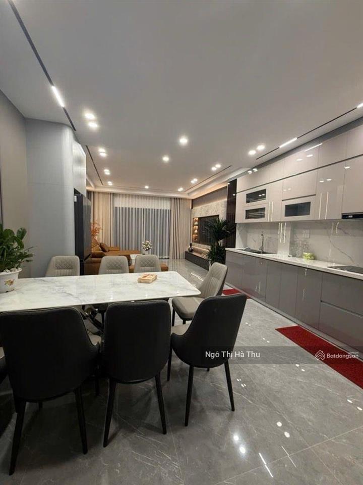 Siêu phẩm ngọc thụy khu phân lô cán bộ cấp cao quân độimới tinh thang máy gara oto  15.x tỷ