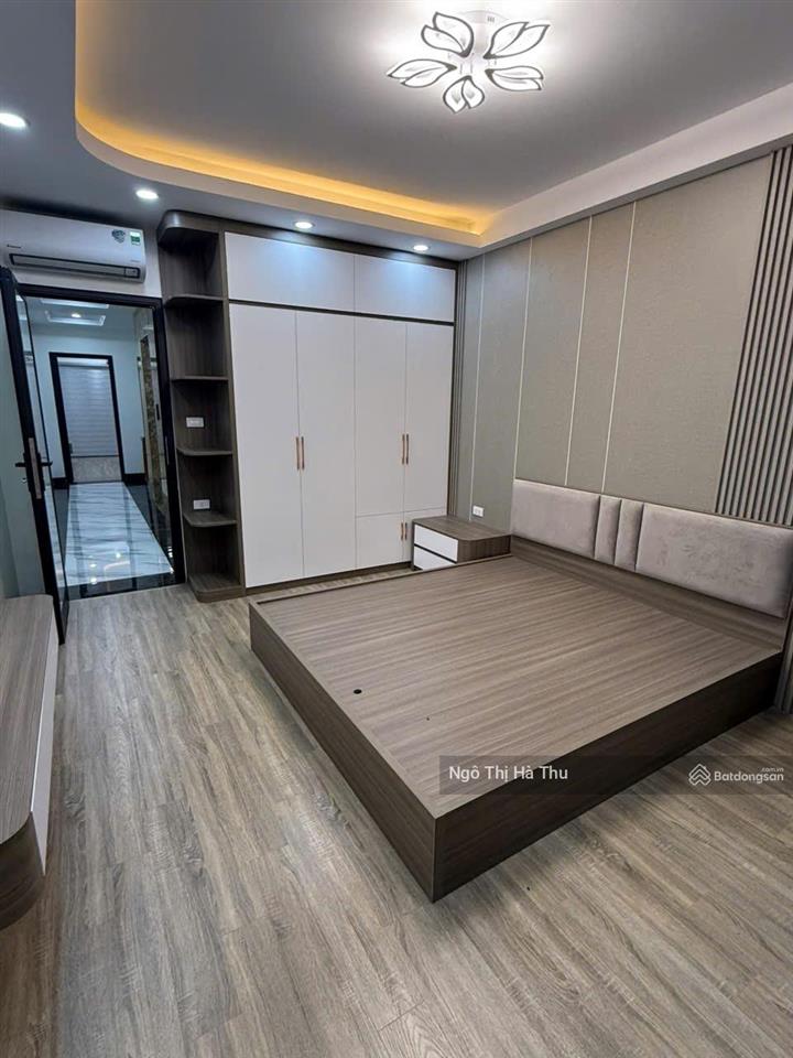 Chỉ 12.x tỷ có ngay nhà thang máy  6 phòng ngủ  oto gần nhà  full nội thất đẹp  phố nguyễn sơn