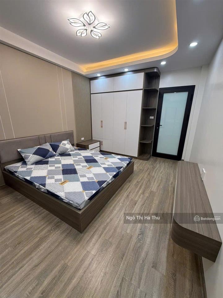 Chỉ 12.x tỷ có ngay nhà thang máy  6 phòng ngủ  oto gần nhà  full nội thất đẹp  phố nguyễn sơn