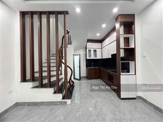 7.x tỷ duy nhất 1 căn ngọc thuỵ 30m x 5 tầng nhà mới tinh ở ngay ô tô đỗ cổng