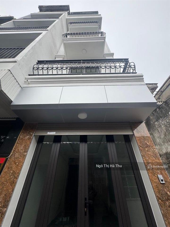 7.x tỷ nhà mới tinh phố đức giang ngõ ô tô qua nhà thoải mái