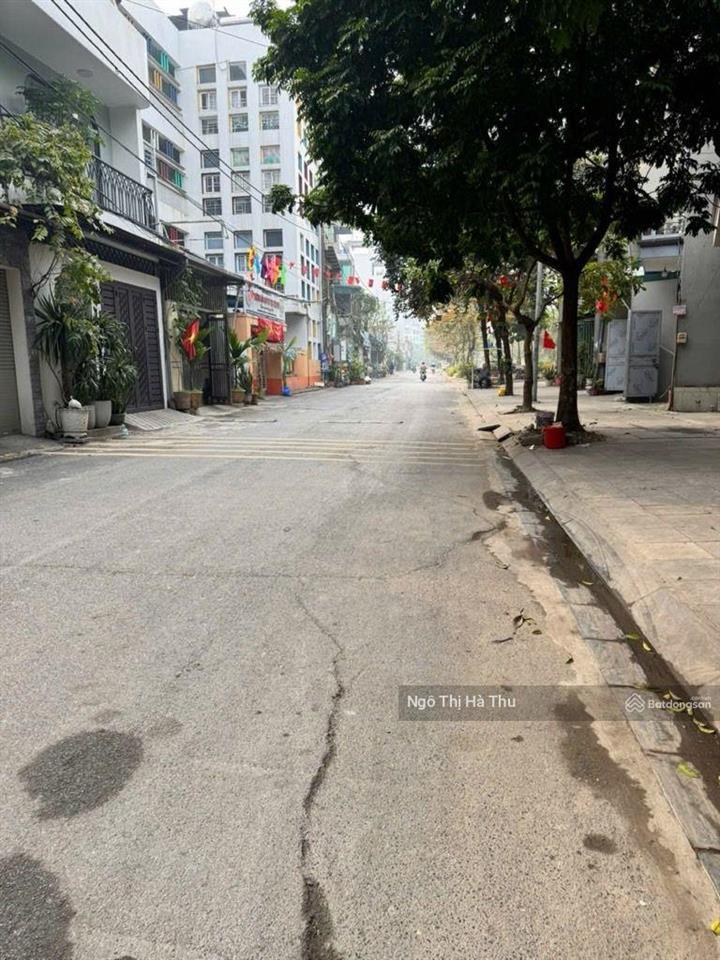 Em cần bán gấp mảnh đất đẹp phố thanh am  vỉa hè  ô tô tránh  khu tđc xóm lò  giá đầu tư