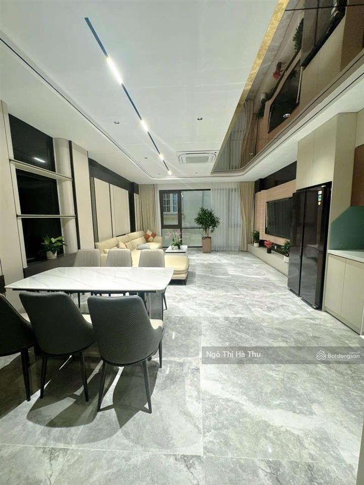 Bán nhà nguyễn văn cừ  khu vip nhất long biên  50m x 6 tầng thang máy  full nội thất cao cấp