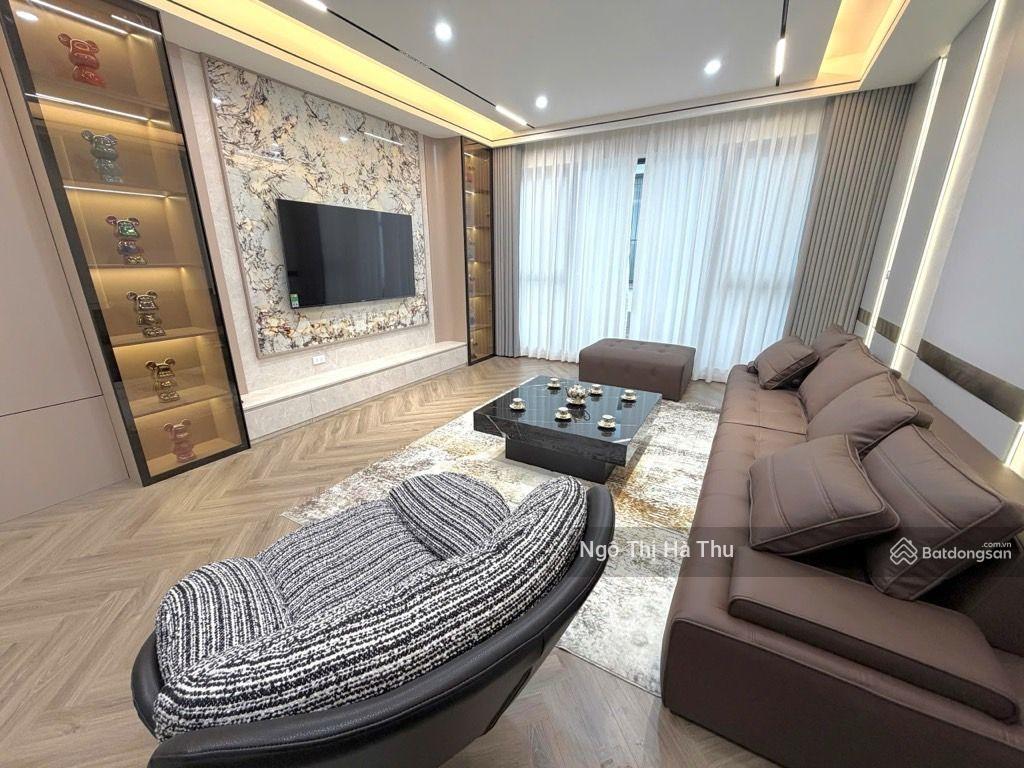16.x tỷ baán nhà ngọc thụy  phường bồ đề  50m x 7 tầng thang máy gara ô tô  full đồ