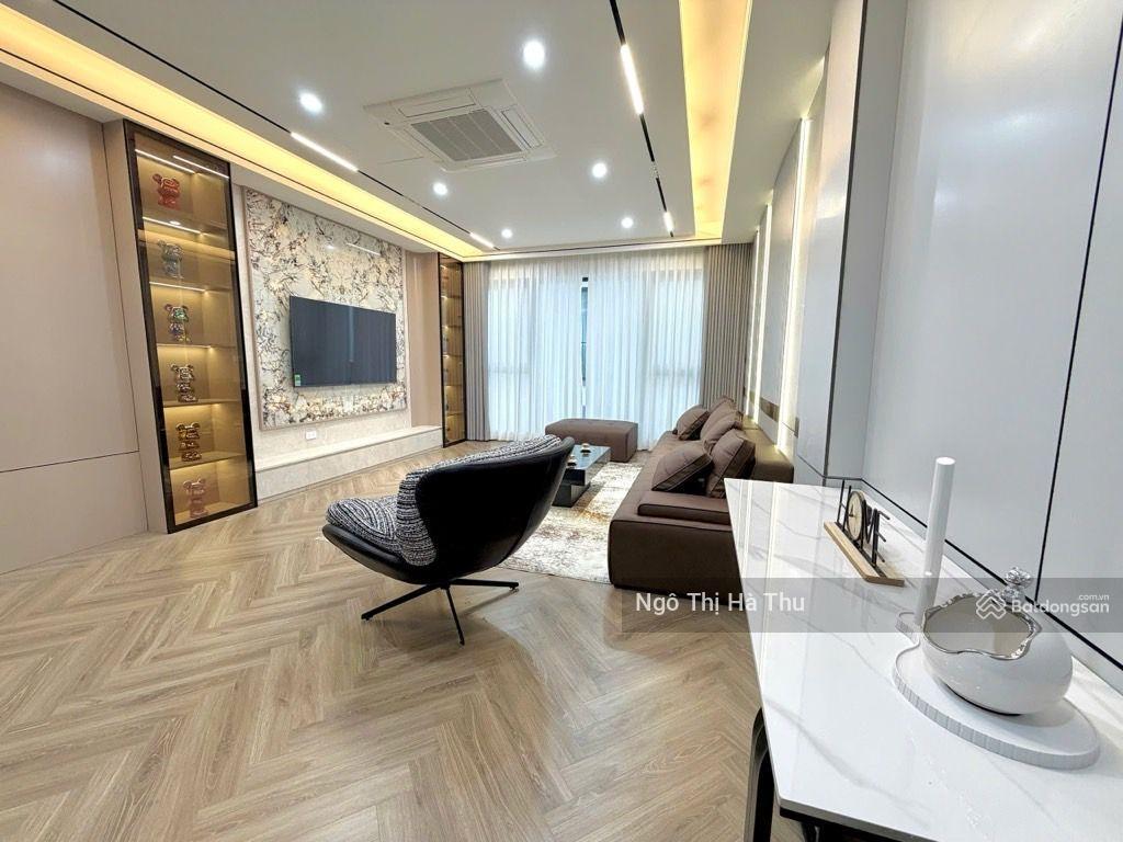 16.x tỷ baán nhà ngọc thụy  phường bồ đề  50m x 7 tầng thang máy gara ô tô  full đồ