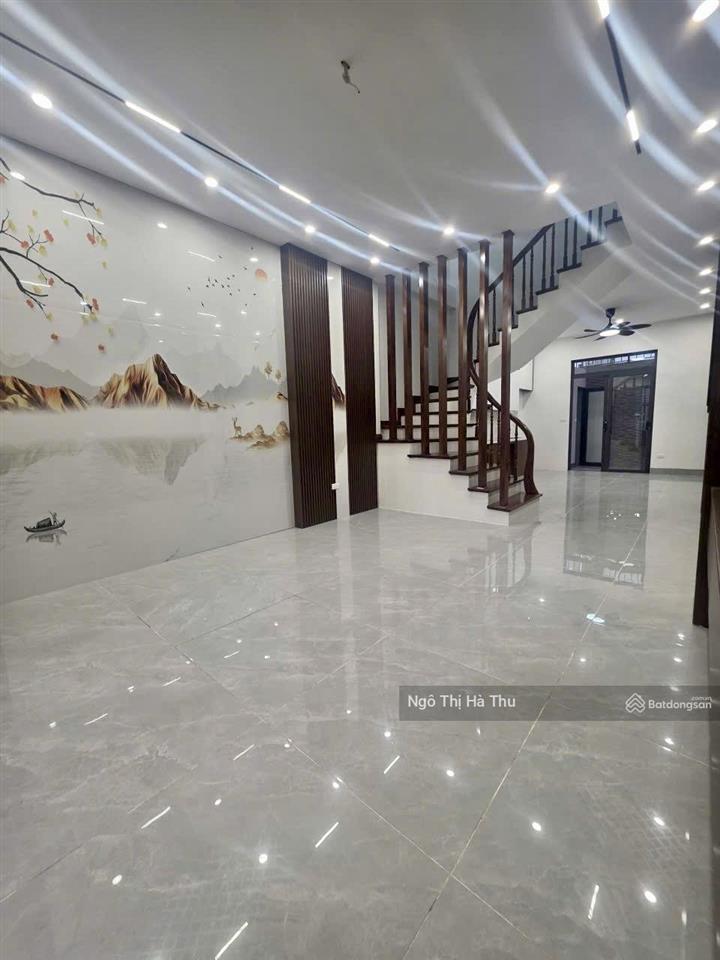 9.x tỷ có nhà ngọc thuỵ mới tinh 65m x 5 phòng ngủ rộng  2 thoáng vĩnh viễn  ở ngay