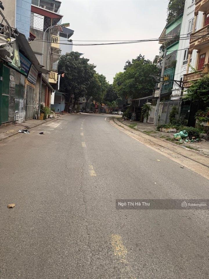 Chính chủ cần bán gấp nhà dân xây  ngõ thông  phường việt hưng  giá đầu tư