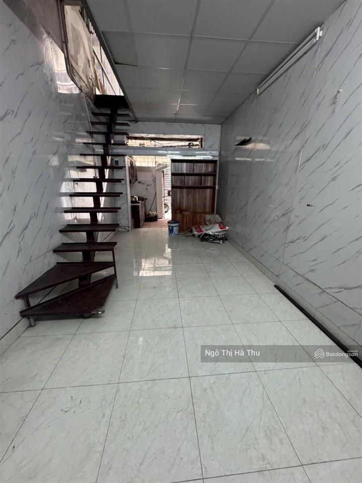 5.x tỷ có ngay nhà đức giang ở tốt  ngõ oto  thông