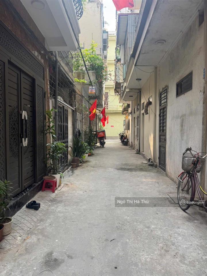 5.x tỷ có ngay nhà đức giang ở tốt  ngõ oto  thông