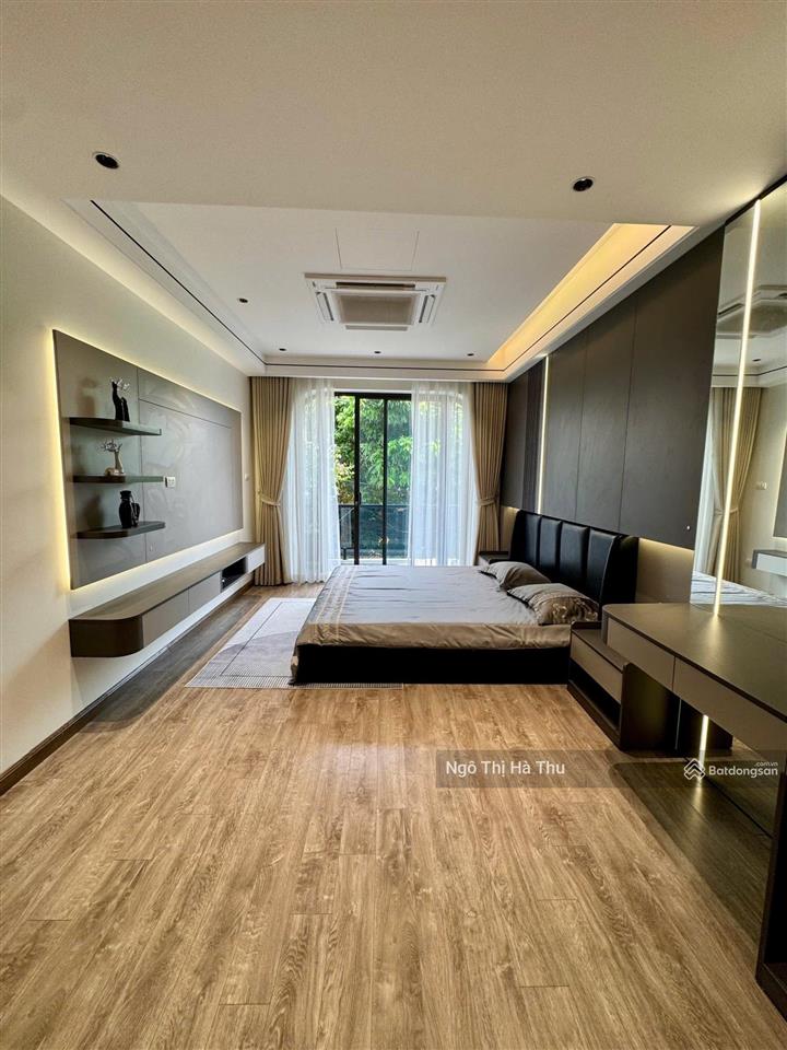 Nhỉnh 16 tỷ có nhà ngọc thuỵ long biên  mới tinh  đg oto tránh  ngõ thông  7 tầng thang máy