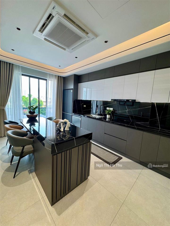 Nhỉnh 16 tỷ có nhà ngọc thuỵ long biên  mới tinh  đg oto tránh  ngõ thông  7 tầng thang máy