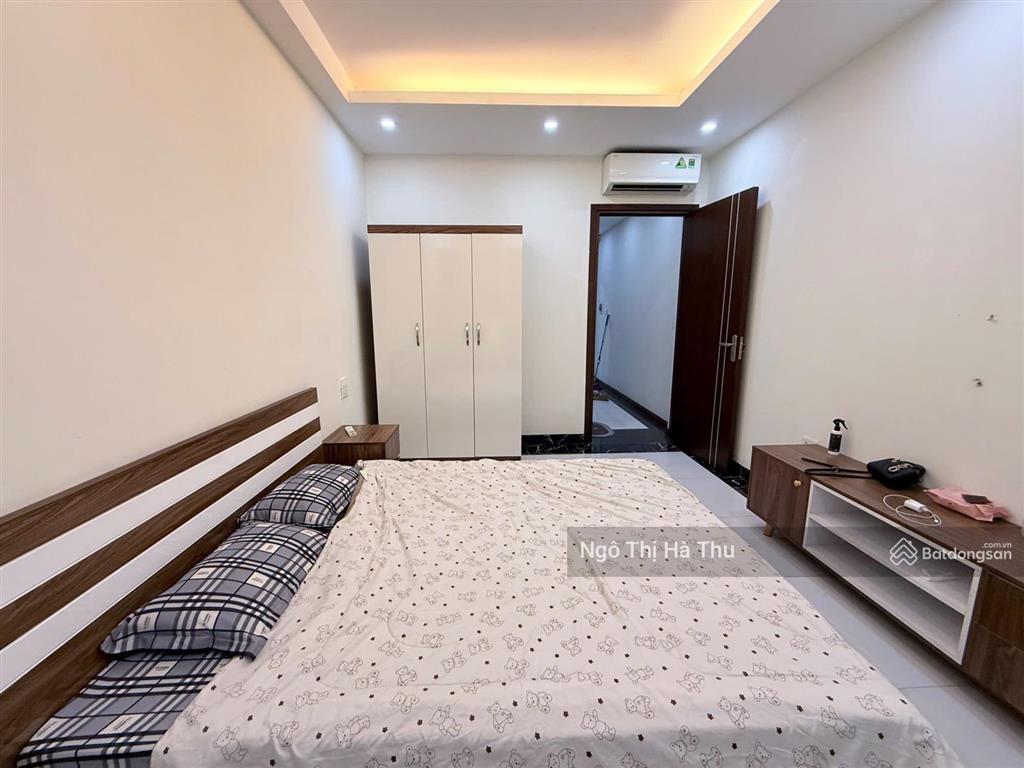 Bán nhà ngọc thụy ô tô đỗ cửa full nội thất gần 40m x 5 tầng 6.9 tỷ  ở ngay