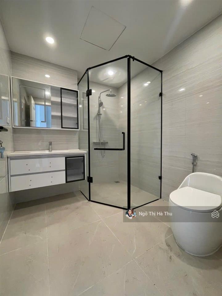 15.x tỷ sở hữu nhà gần 60m x 6 tầng thang máy xịn xò khu tái định cư long biên ở ngay