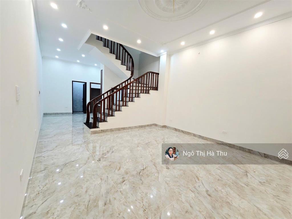 Hàng hiếm may 10 50m ô tô thông kinh doanh nhỏ giá chỉ 8.8 tỷ