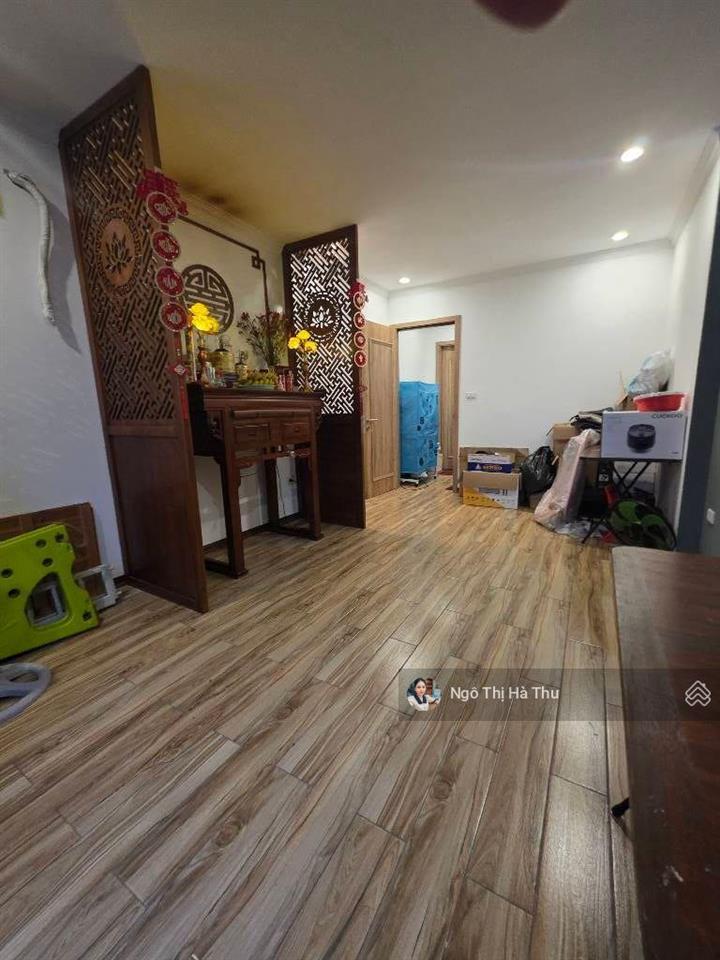 Nhà đẹp ngọc thuỵ  4 ngủ 6 tầng thang máy chờ  gara ô tô kinh doanh  ở ngay