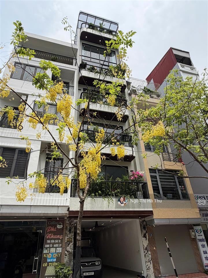 Siêu phẩm long biên 7 tầng thang máy gara 2 ô tô vỉa hè rộng full nội thất cao cấp
