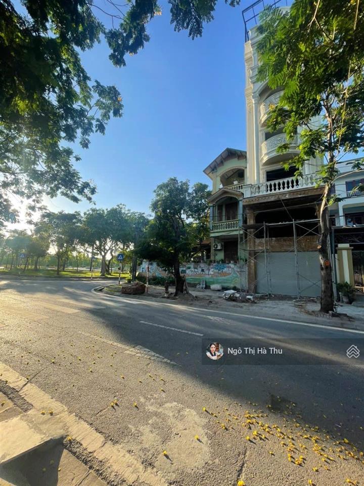 Bát khối 7 tầng thang máy đường 3 ô tô tránh kinh doanh full nội thất