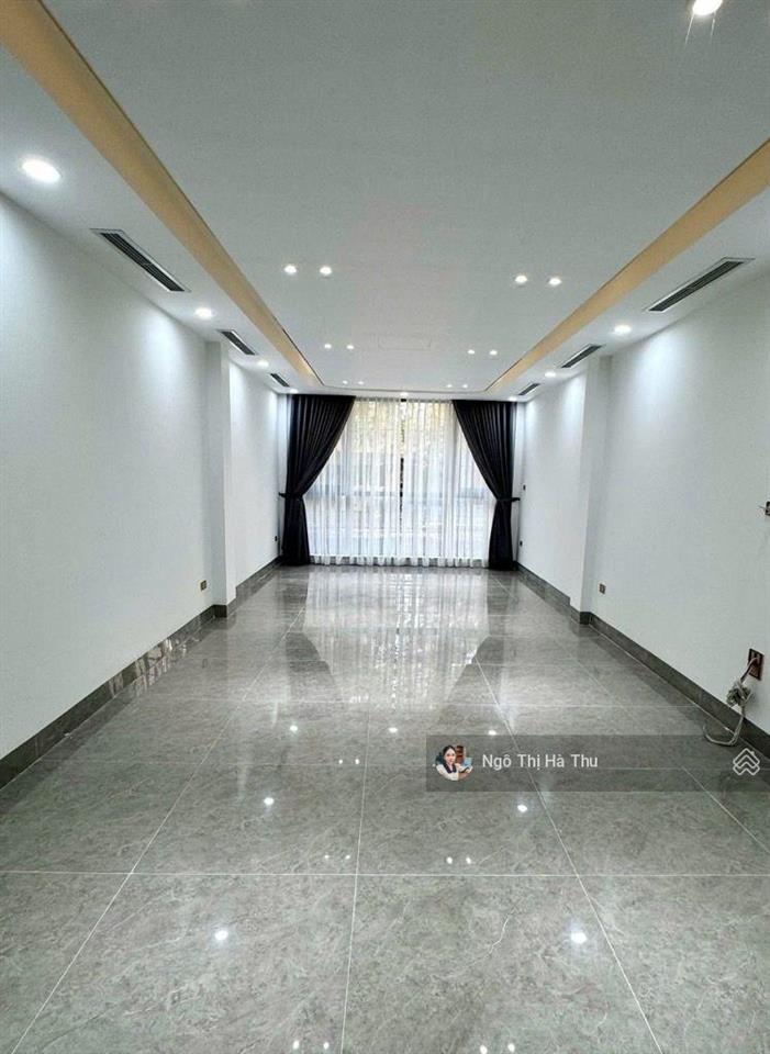 Siêu phẩm long biên gara 2 ô tô 7 tầng thang máy full nội thất cao cấp
