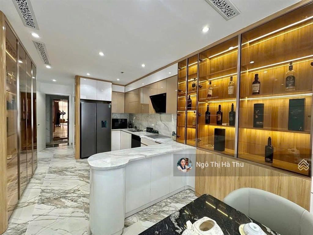 Siêu phẩm phân lô quân đội 918 cạnh vinhomes times city thang máy gara 2 ô tô full nội thất