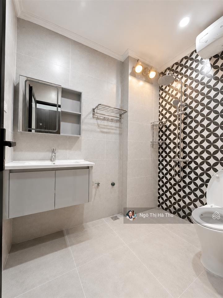 Bán nhà đức giang mới tinh  full đồ  ngõ ô tô  7 tỷ nhỉnh