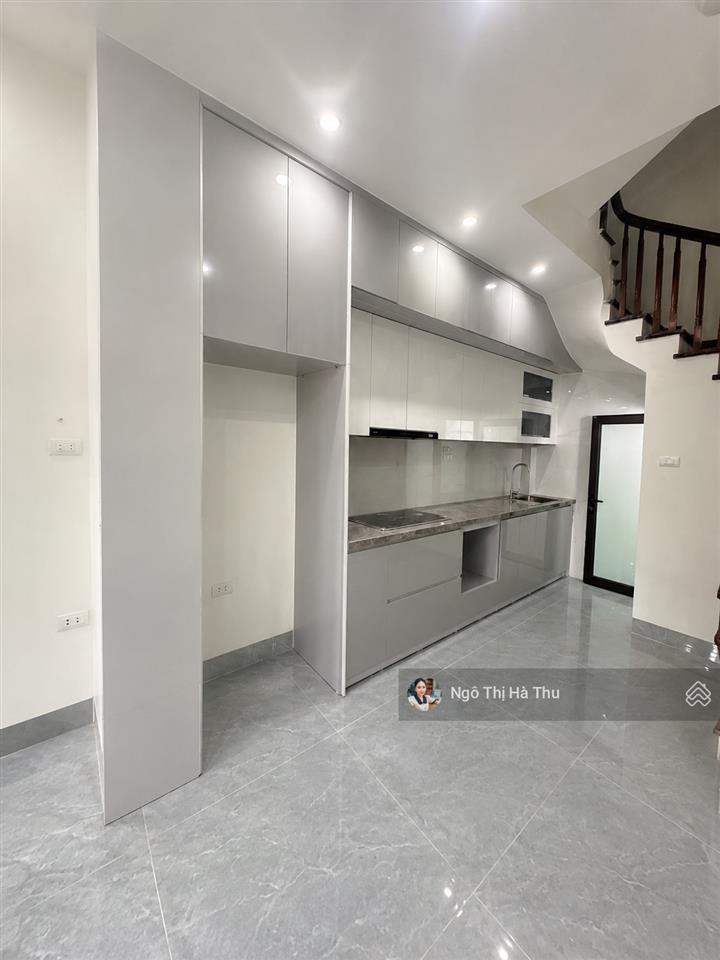 Bán nhà đức giang mới tinh  full đồ  ngõ ô tô  7 tỷ nhỉnh