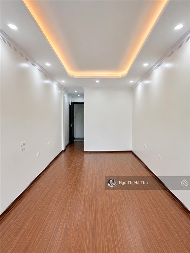 Bán nhà đức giang mới tinh  full đồ  ngõ ô tô  7 tỷ nhỉnh