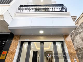 Bán nhà đức giang mới tinh  full đồ  ngõ oto  7 tỷ nhỉnh