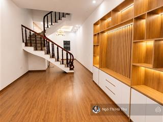 Bán gấp nhà dân xây thanh am 61m x 4 tầng  4 ngủ  8 tỷ nhỉnh