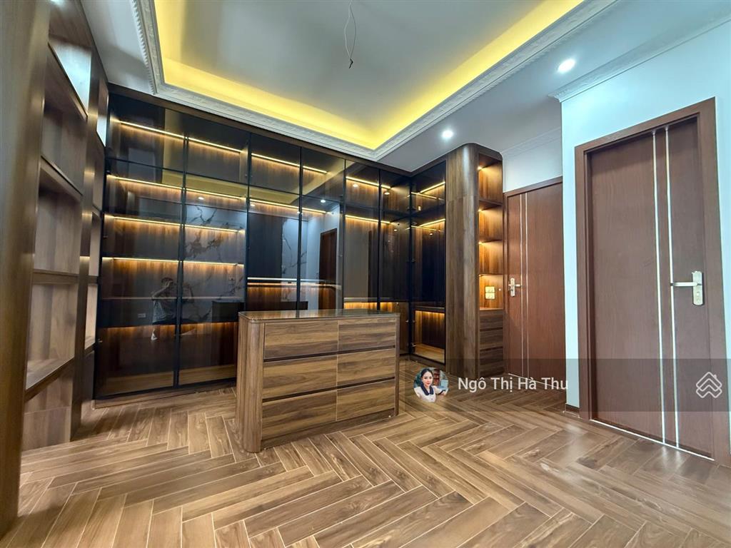 Bán nhà mặt phố vũ xuân thiều  long biên  kinh doanh  vỉa hè 80m x 7 tầng thang máy  giá đầu tư