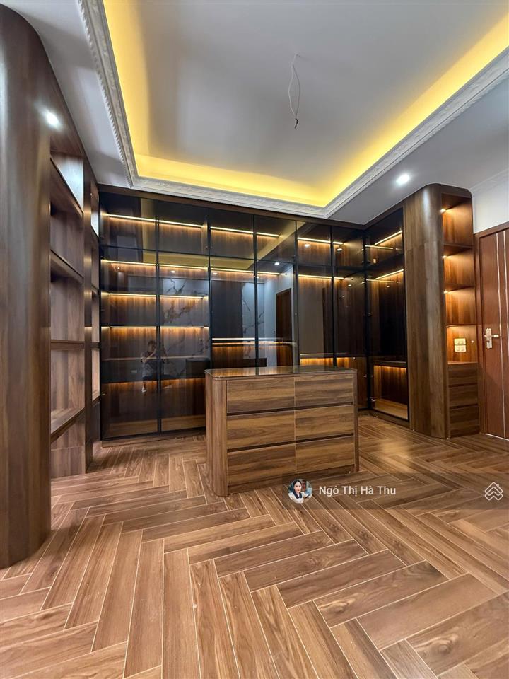 Bán nhà mặt phố vũ xuân thiều  long biên  kinh doanh  vỉa hè 80m x 7 tầng thang máy  giá đầu tư