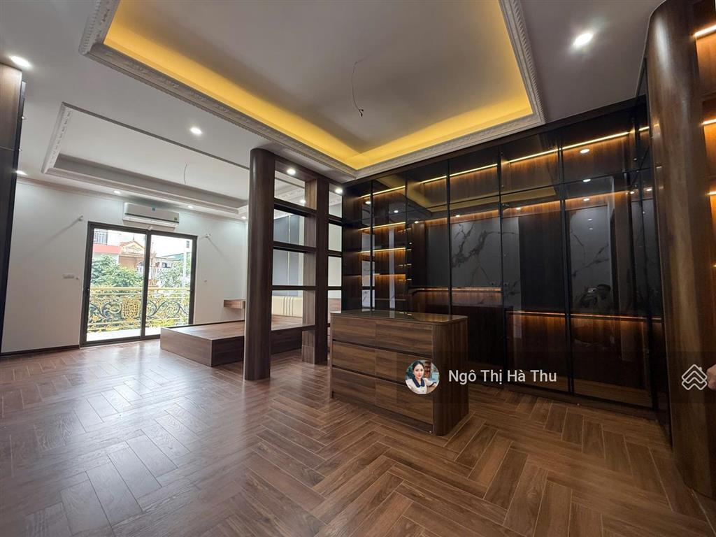 Bán nhà mặt phố vũ xuân thiều  long biên  kinh doanh  vỉa hè 80m x 7 tầng thang máy  giá đầu tư