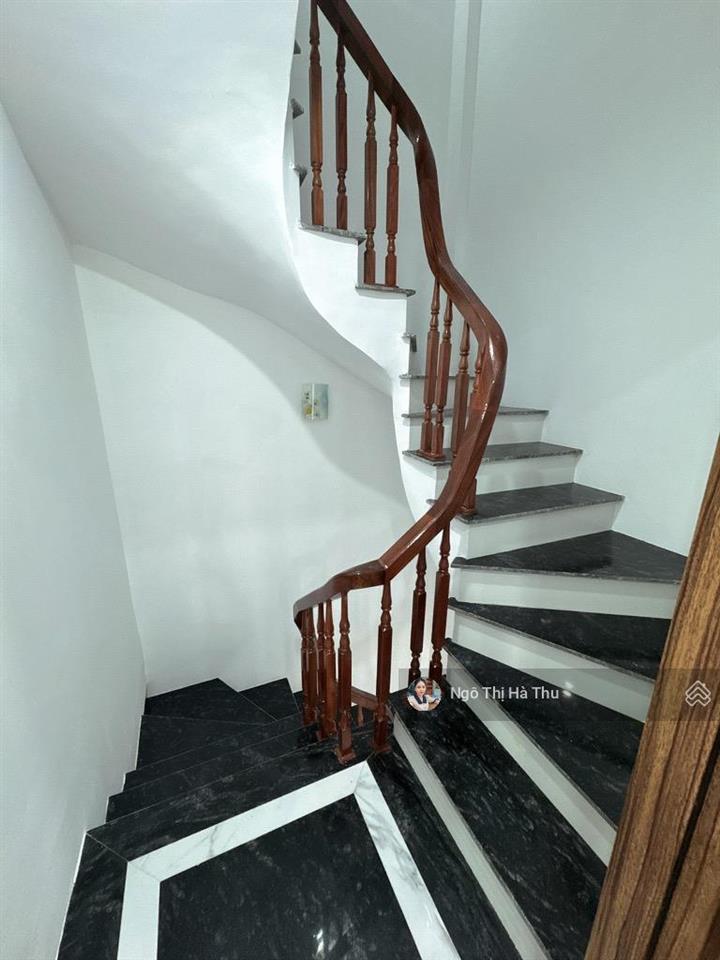Bán nhà thanh am  việt hưng  30m x 5 tầng  7,2 tỷ
