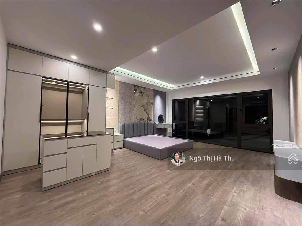 17 triệu/tháng cho thuê nhà ngọc thụy 45m2 x 6 tầng, 3 phòng ngủ ô tô vào nhà