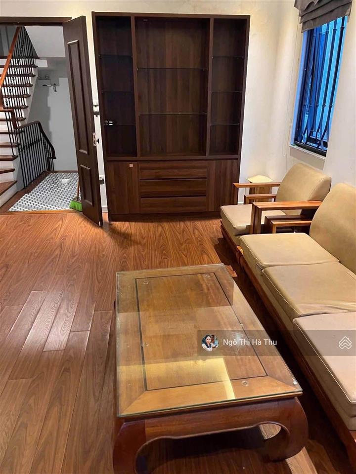 17 triệu/tháng cho thuê nhà ngọc thụy 45m2 x 6 tầng, 3 phòng ngủ ô tô vào nhà