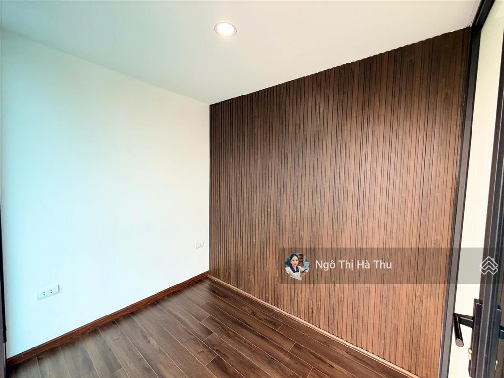 4.8 tỷ có nhà 5 tầng 3 ngủ mới tinh  gần chợ  về ở ngay