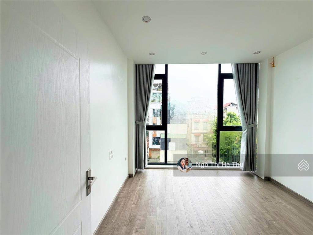 4.8 tỷ có nhà 5 tầng 3 ngủ mới tinh  gần chợ  về ở ngay